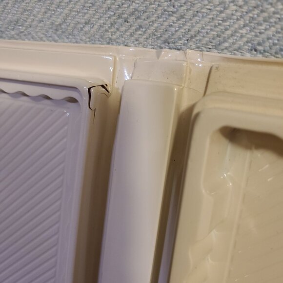 Free Willy VHS - Picture 9 of 11